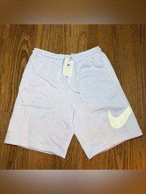 Nike Essential Club Swoosh Graphic Sweat Short Purple